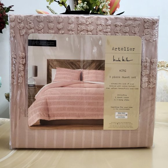 Artelier Nicole Miller Duvet Set - Picture 5 of 11